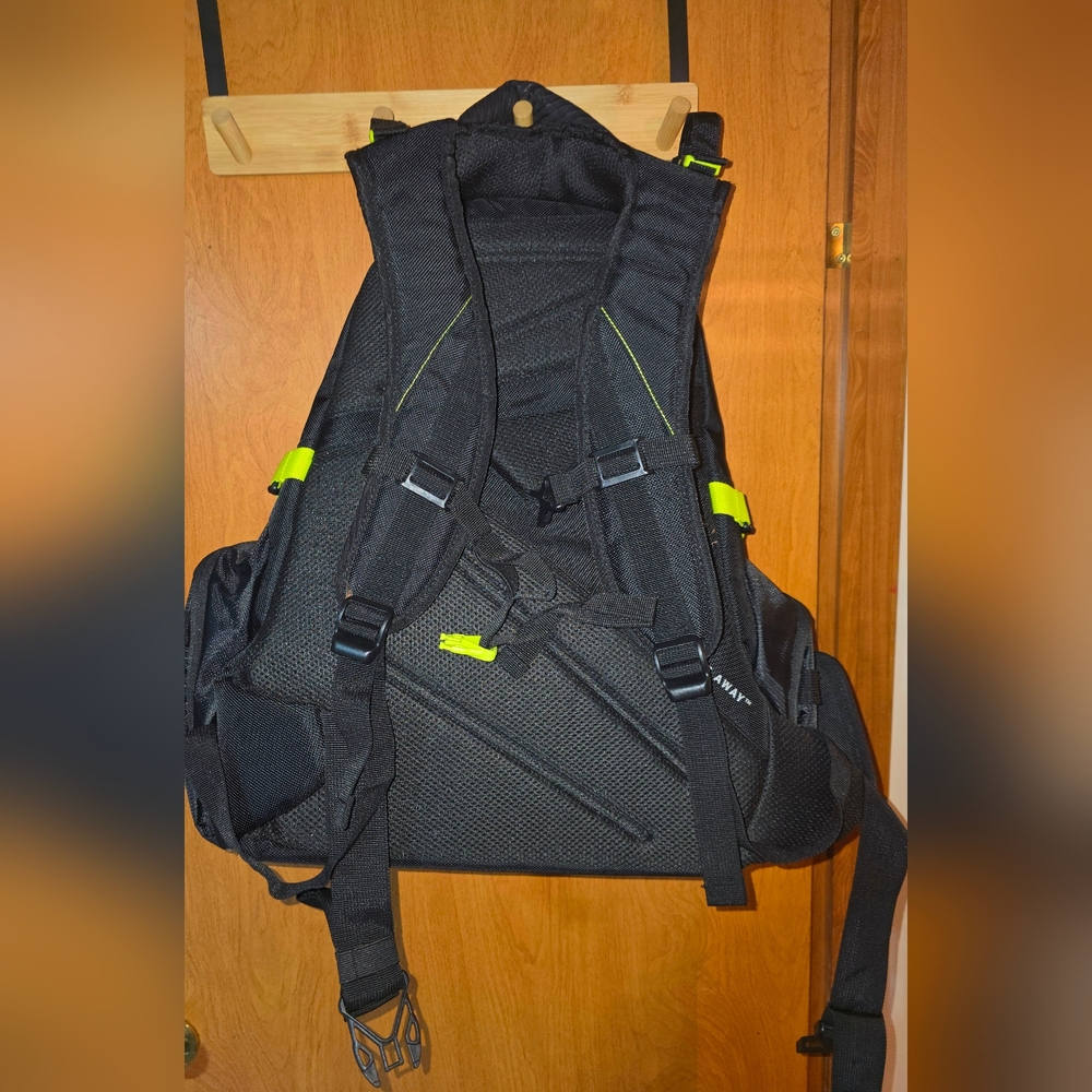 Spiderwire Backpack - Picture 2 of 10